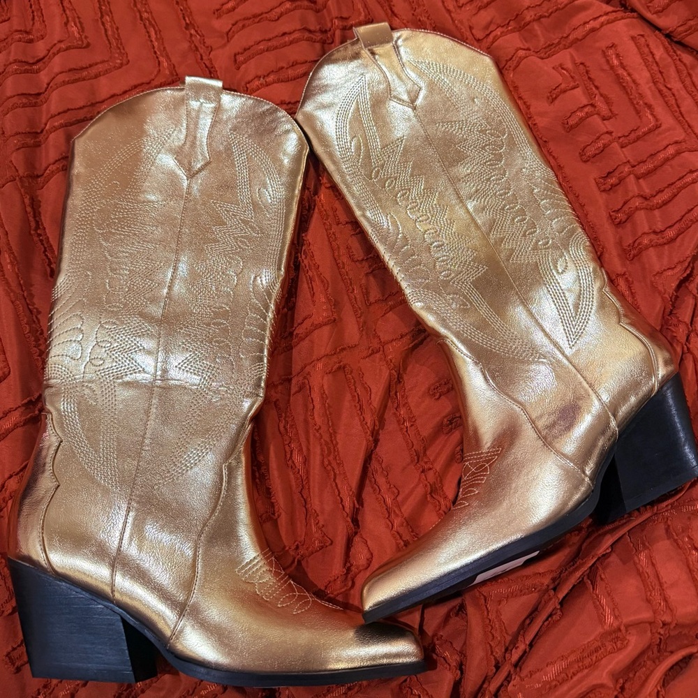 Billini Gold Western Cowboy Boots Women Size 6 Pull On NEW